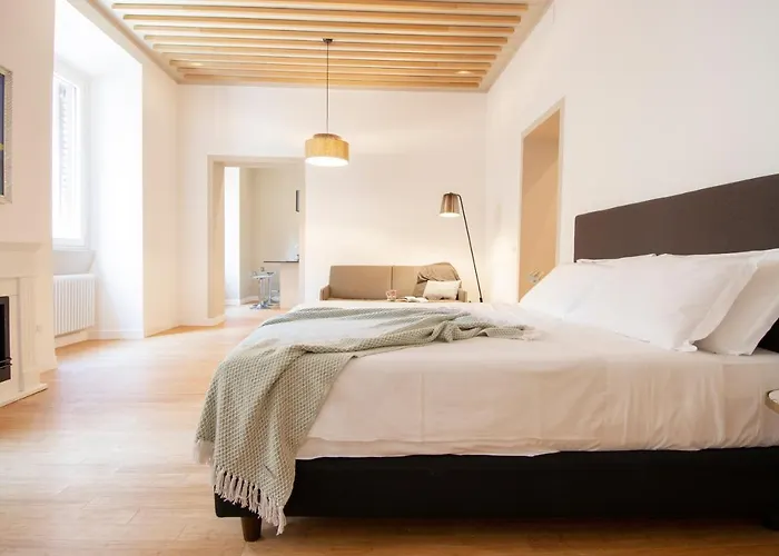 Boutique Galatea 3*