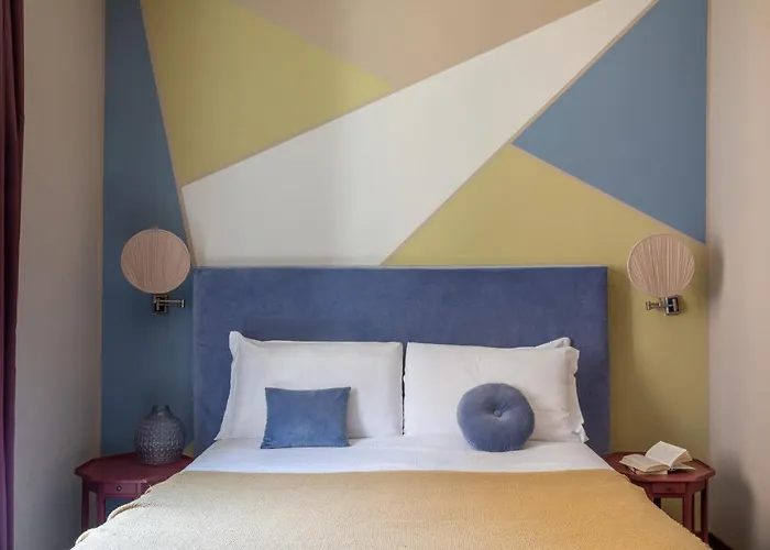 Boutique Galatea 3*