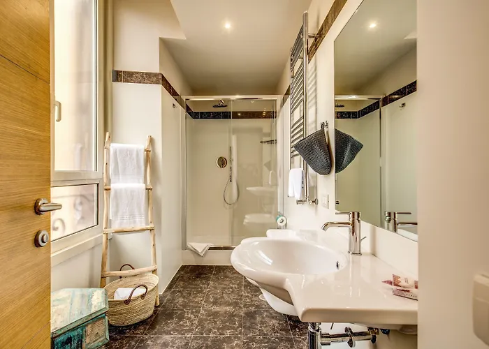 Boutique Galatea 3*