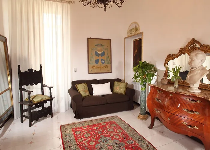 Boutique Galatea 3*